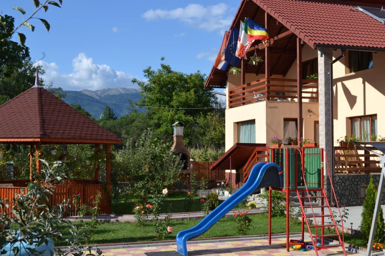 Vila Arnota Costesti  Exteriér fotografie